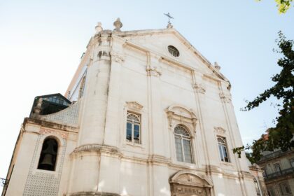 Fotografia da fachada da Igreja de São Nicolau de Lisboa